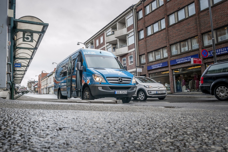 Autonomiczne minibusy - nowa era transportu w Katowicach
