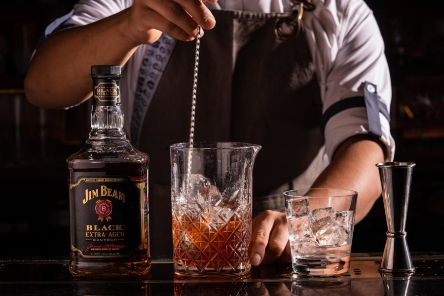 Jim Beam znowu deklaruje wiek alkoholi