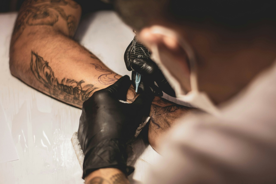 Problem z sterylnością tuszy do tatuaży